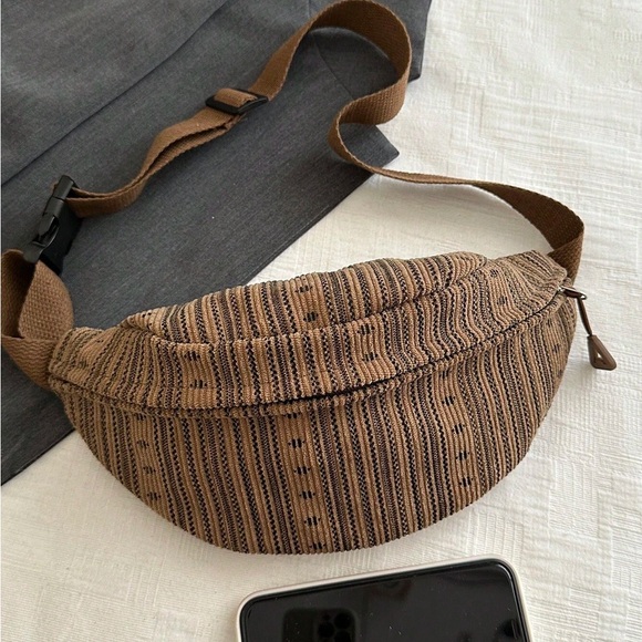 Handbags - GORPCORE Brown Fanny Pack Purse with Geometric Striped Boho Pattern EUC